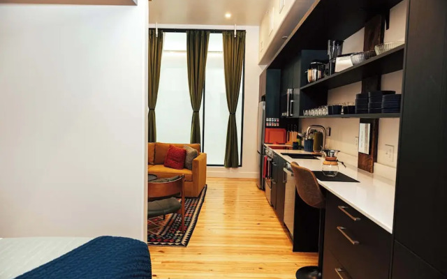 Loft 306 The William Atrium Downtown Vibes
