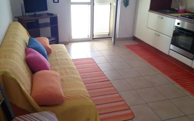 Apartment Sleeps 4 With Pool-pet & Family Friendly
