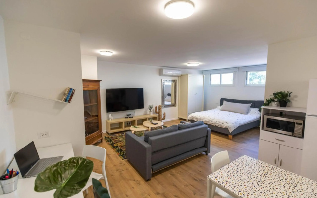 Sheba-Shik apartment, Tel hashomer שיבא-שיק, תל השומר,דירת סטודיו מקסימה!