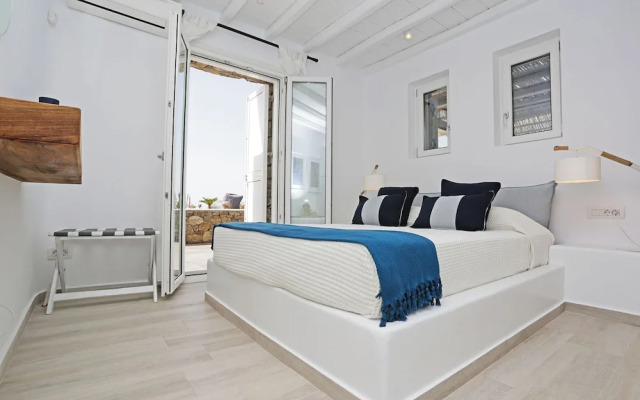 Waterfront Villa Angelika Pink Pelikan