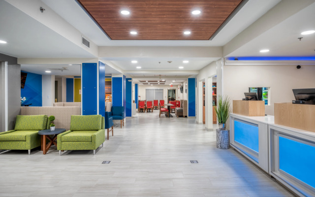Holiday Inn Express Hotel & Suites Greenville by IHG