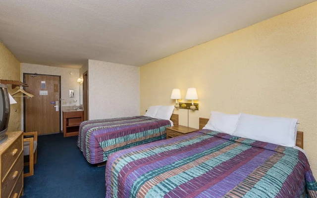 Motel 6-Moline, IL