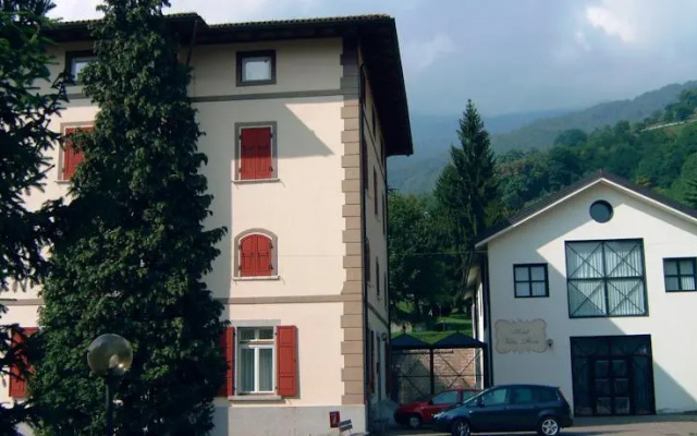Hotel Villa Flora