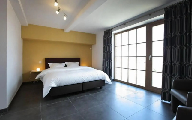 B&B Back2Front