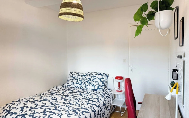 Cozy Room in a Friendly Shared Flat - Lyon 8th