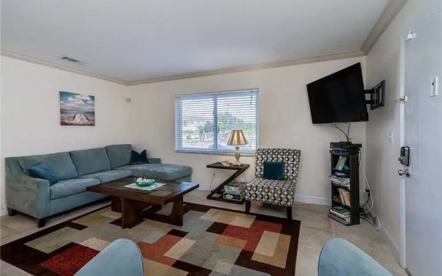 Parkside 15 - Two Bedroom Condo