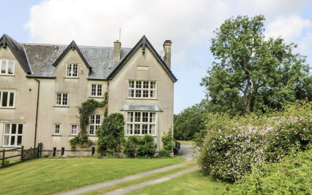 Plas Pontfaen