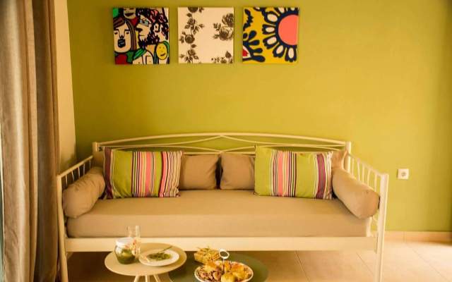 Aksos Suites
