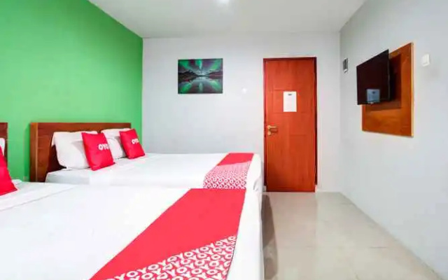 Collection O 3876 The Aurora Inn Lembang