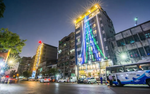 Botahtaung Hotel