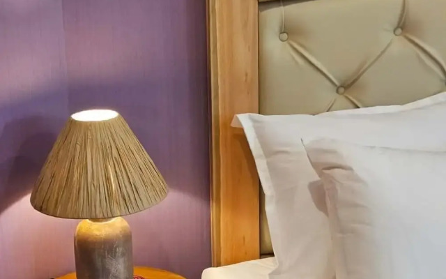 Green Palace Hotel