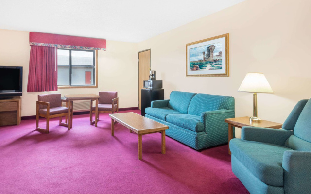 Motel 6 Deming, NM