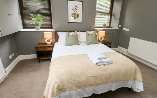 The Old Post Office - Pet Friendly Group Stays in Holmfirth