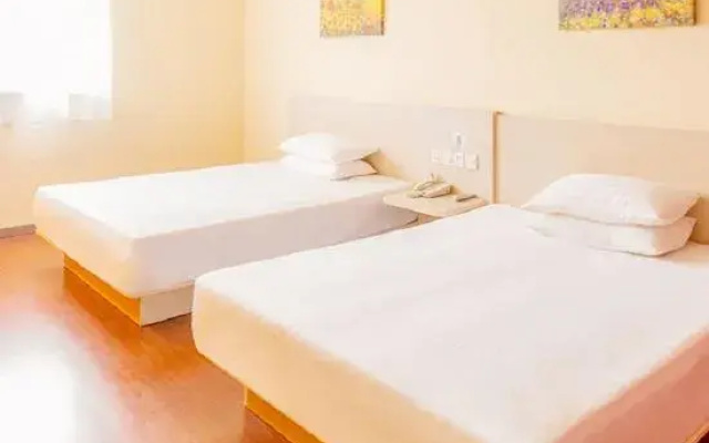 Homeinn Pebble Hotel (Nanjing South Railway Station)