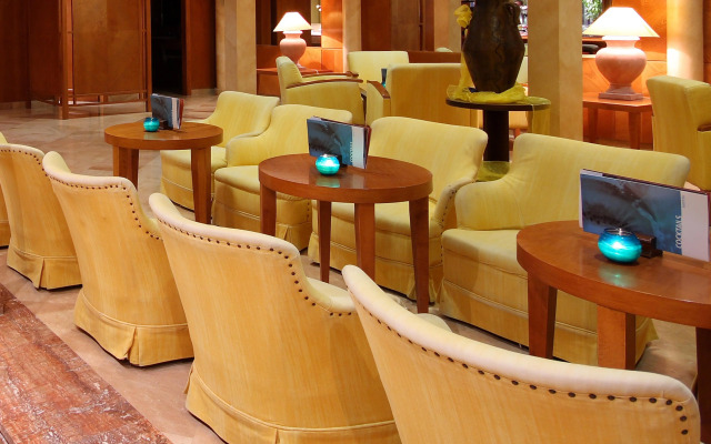 Valentin Grand Park Suite Hotel