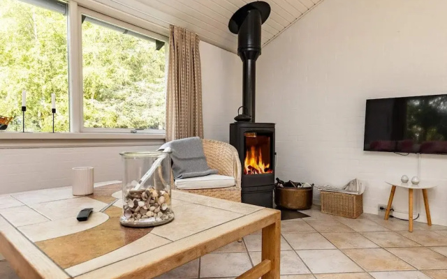 6 Person Holiday Home in Albaek