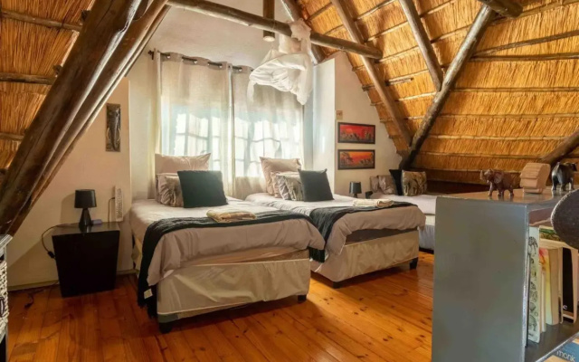Mopani Manor