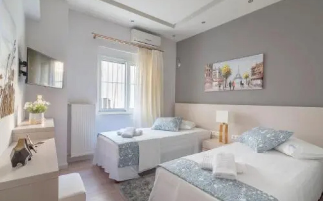 Apartment Kleio next to the historical center of Athens