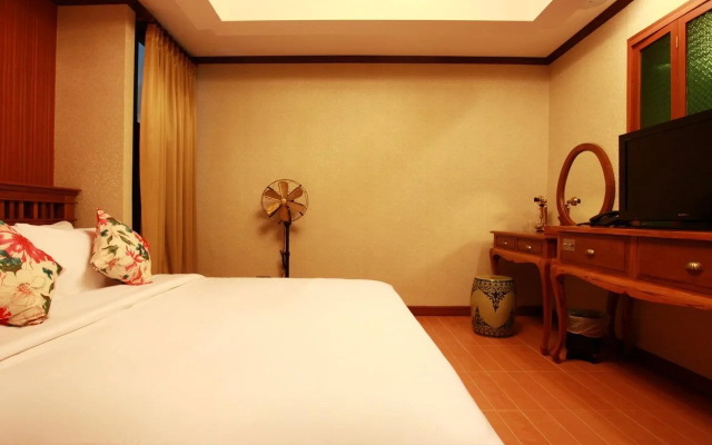 9w Boutique Studio