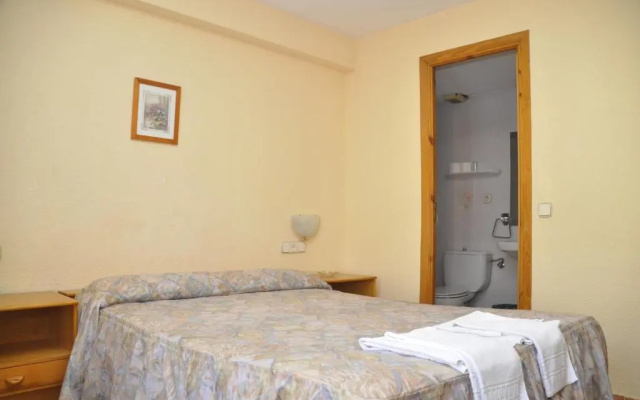 Hotel Tres Arcos