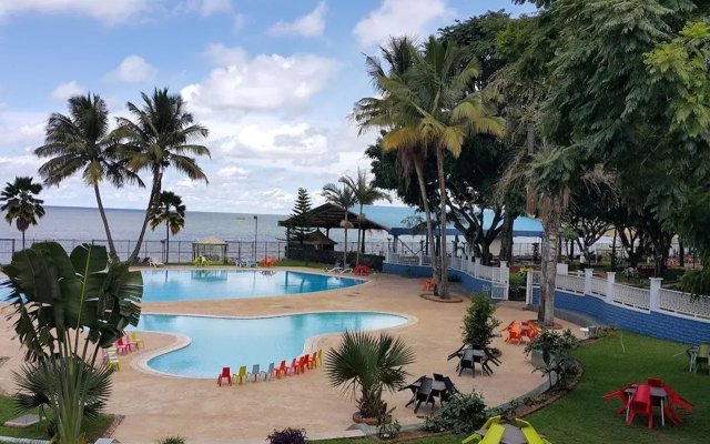 Курортный отель Imperial Resort Beach Hotel