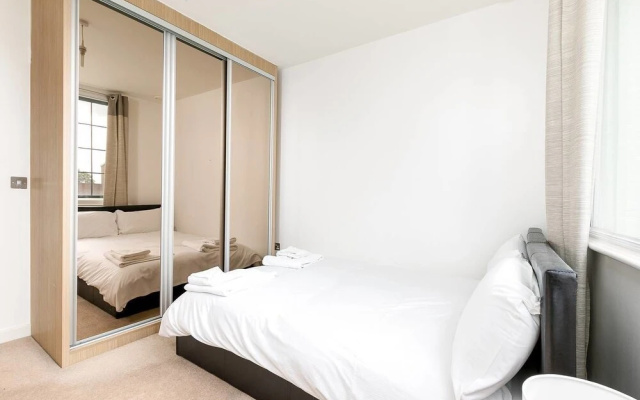 Modern 2 Bed In The Heart Of Ealing Broadway