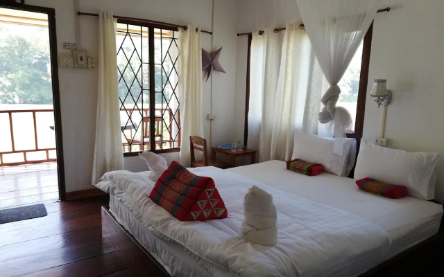 Nam Ou River Lodge