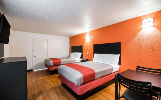 Motel 6 Houston, TX - Brookhollow