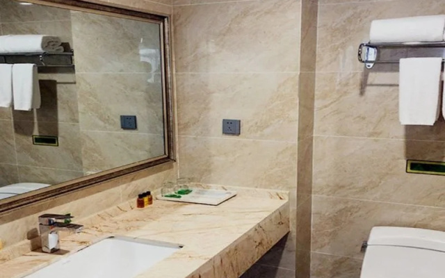 Vienna International Hotel (Nanban Banqiao Development Zone)