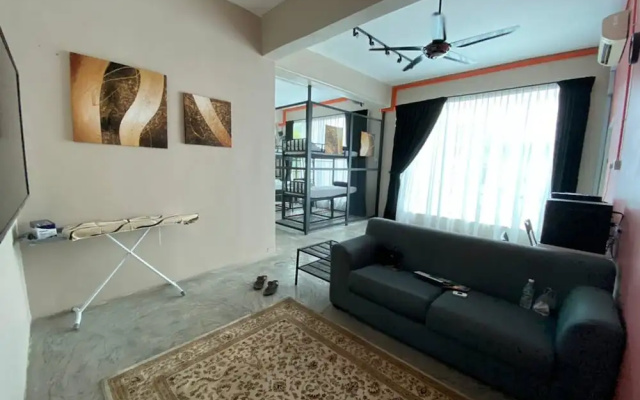 DWJ Backpacker Hostel