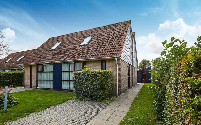 Holiday Home With Garden in Zeeland