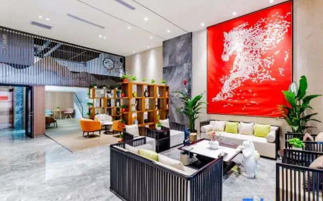 Lisi Boerman Hotel (Wanda Plaza)