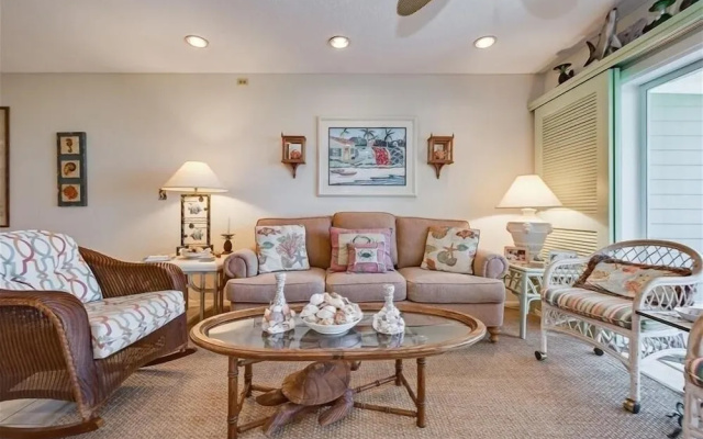 Turtleback 09 3 Bedroom Villa by RedAwning