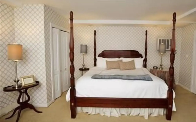 The Mansion Inn