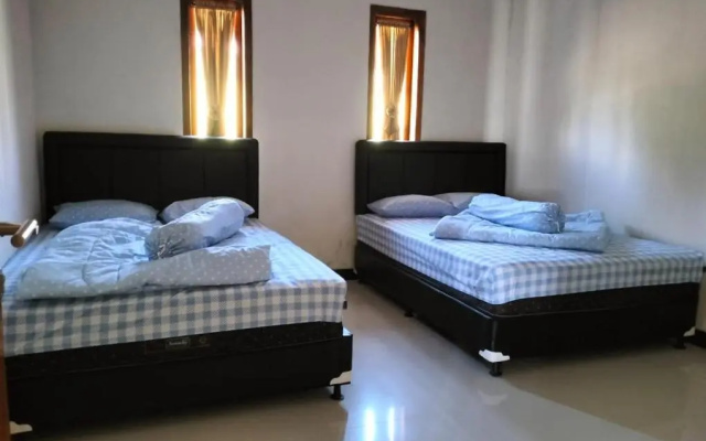 Bromo Seruni Guesthouse