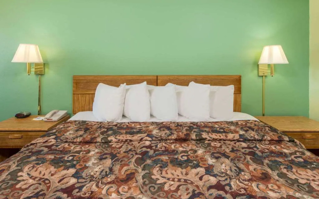 Days Inn Mountain Grove