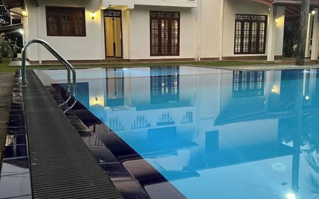 Larala Villa With Private Pool