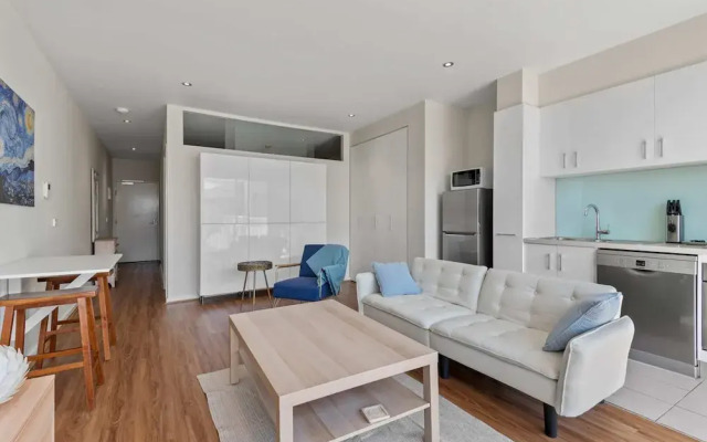 Stylish North Melbourne Stay