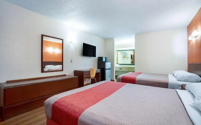 Econo Lodge Covington