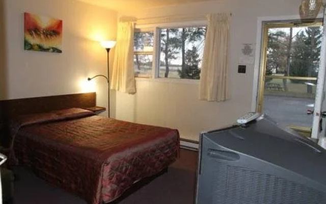Motel au Bord du Lac