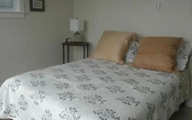 Tranquility Hill B & B