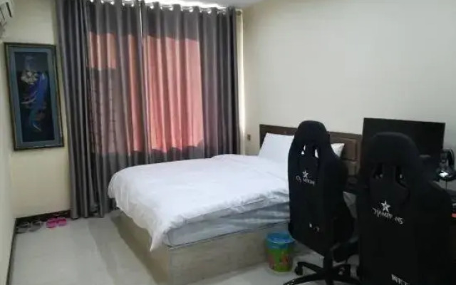 Xuefu E-sports Hotel (Jiamusi University)