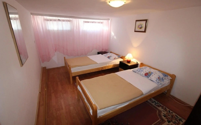 Anna - great location & family friendly - A3(4)