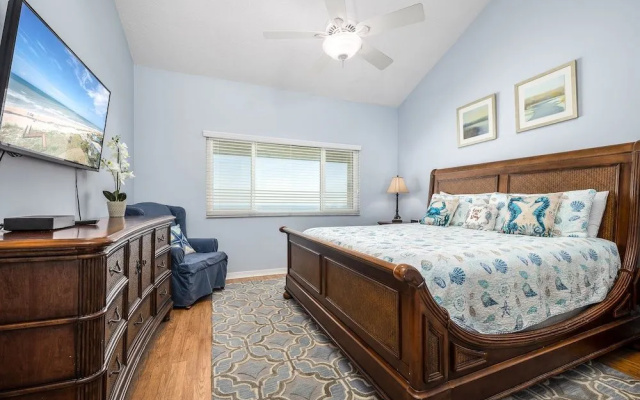 Summerhouse by Distinctive Beach Rentals