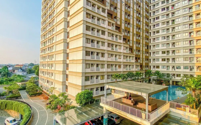 Great Choice 2Br At Lrt City Jatibening Apartment