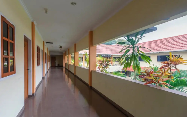 RedDoorz near Jalan Samratulangi 2 Manado