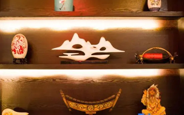Yixunli Theme Hotel