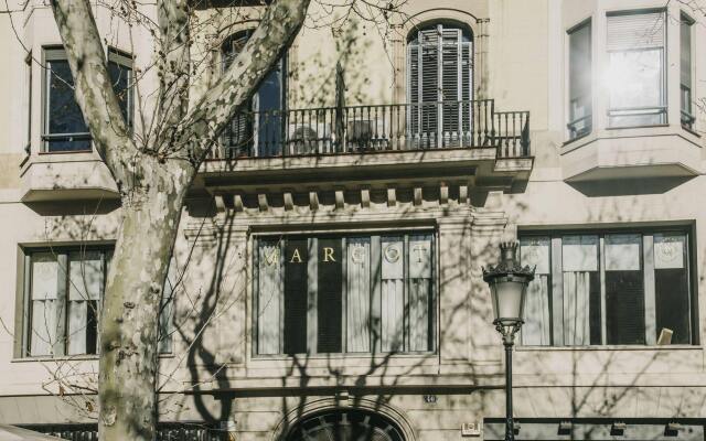 Отель Margot House вид на фасад
