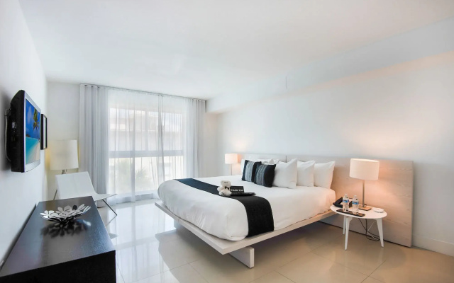 Beach Haus Bal Harbour