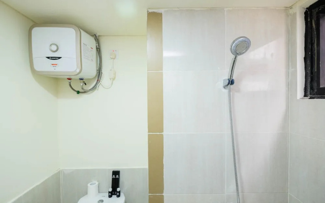 Cozy 2Br At Meikarta Apartment